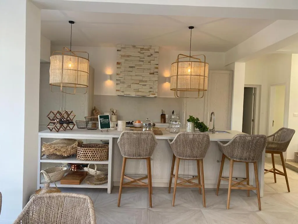 Whitekey Villa Cyprus 圣纳帕
