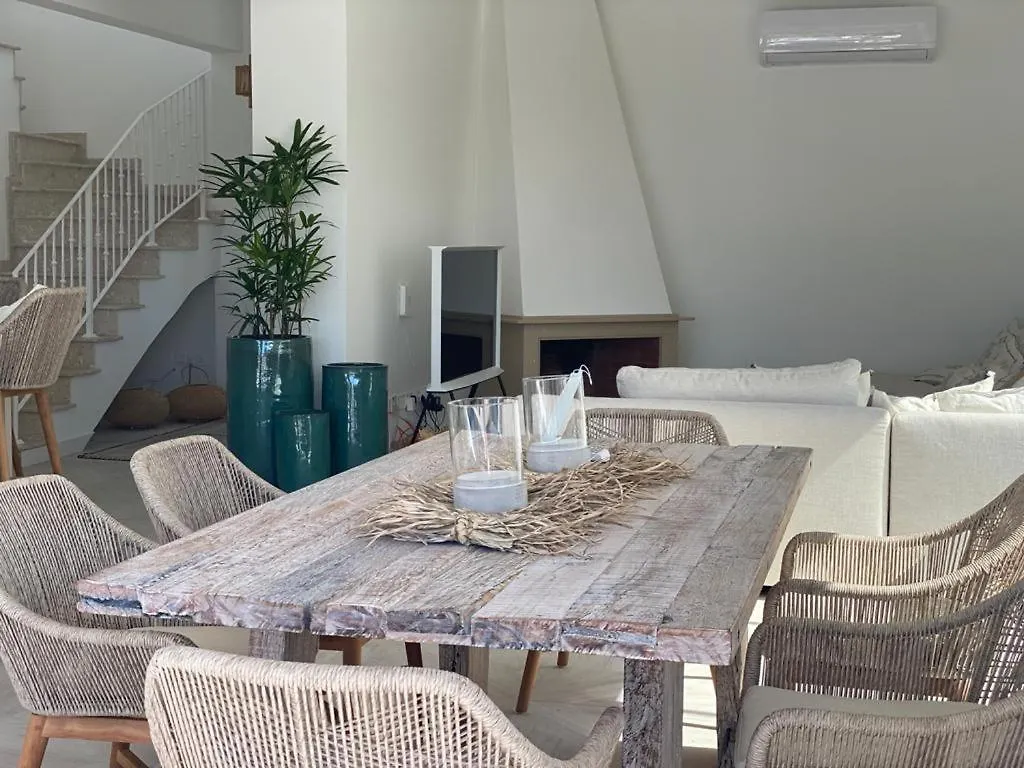Whitekey Villa Cyprus 圣纳帕 0*,