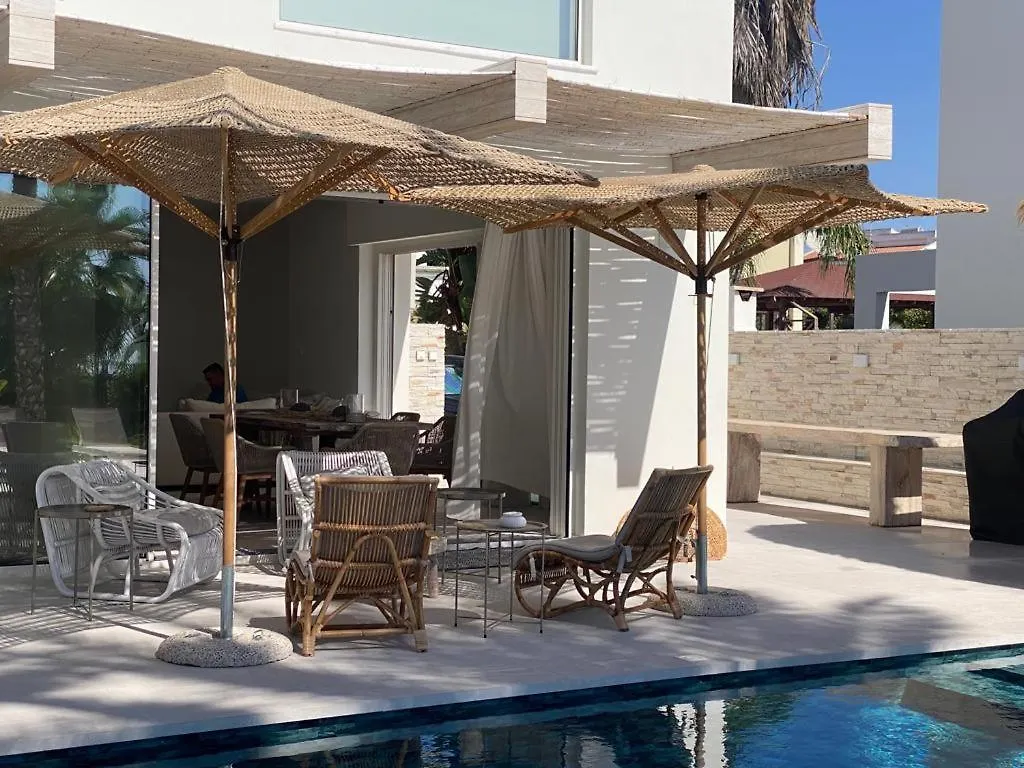 Whitekey Villa Cyprus 圣纳帕 0*,  塞浦路斯